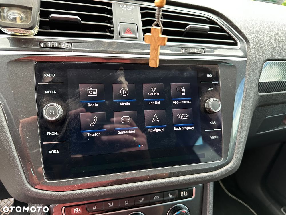Volkswagen Tiguan - 12