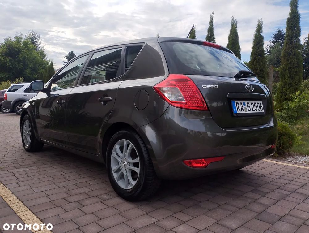 Kia Ceed 1.4 CVVT Spirit - 6