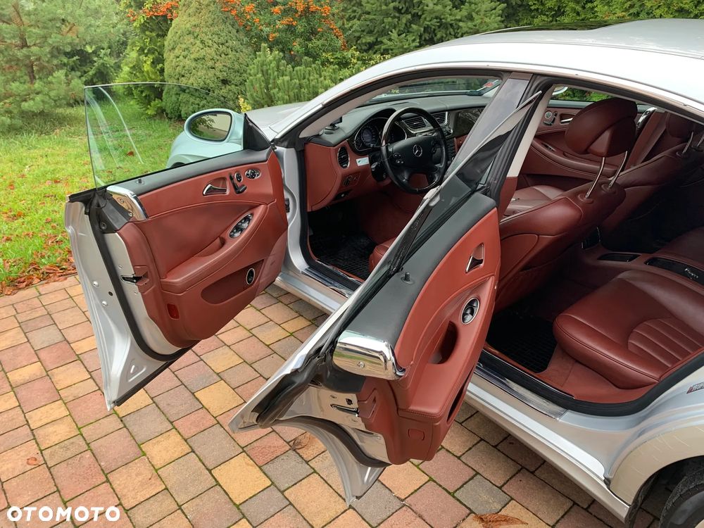 Mercedes-Benz CLS 500 - 6
