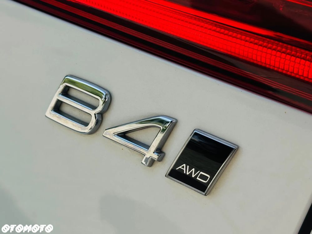Volvo XC 60 B4 D AWD Inscription - 26