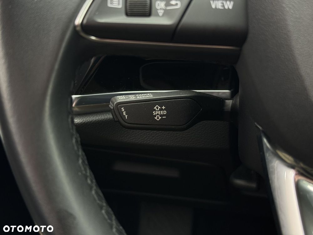 Audi Q3 35 TDI S tronic - 22