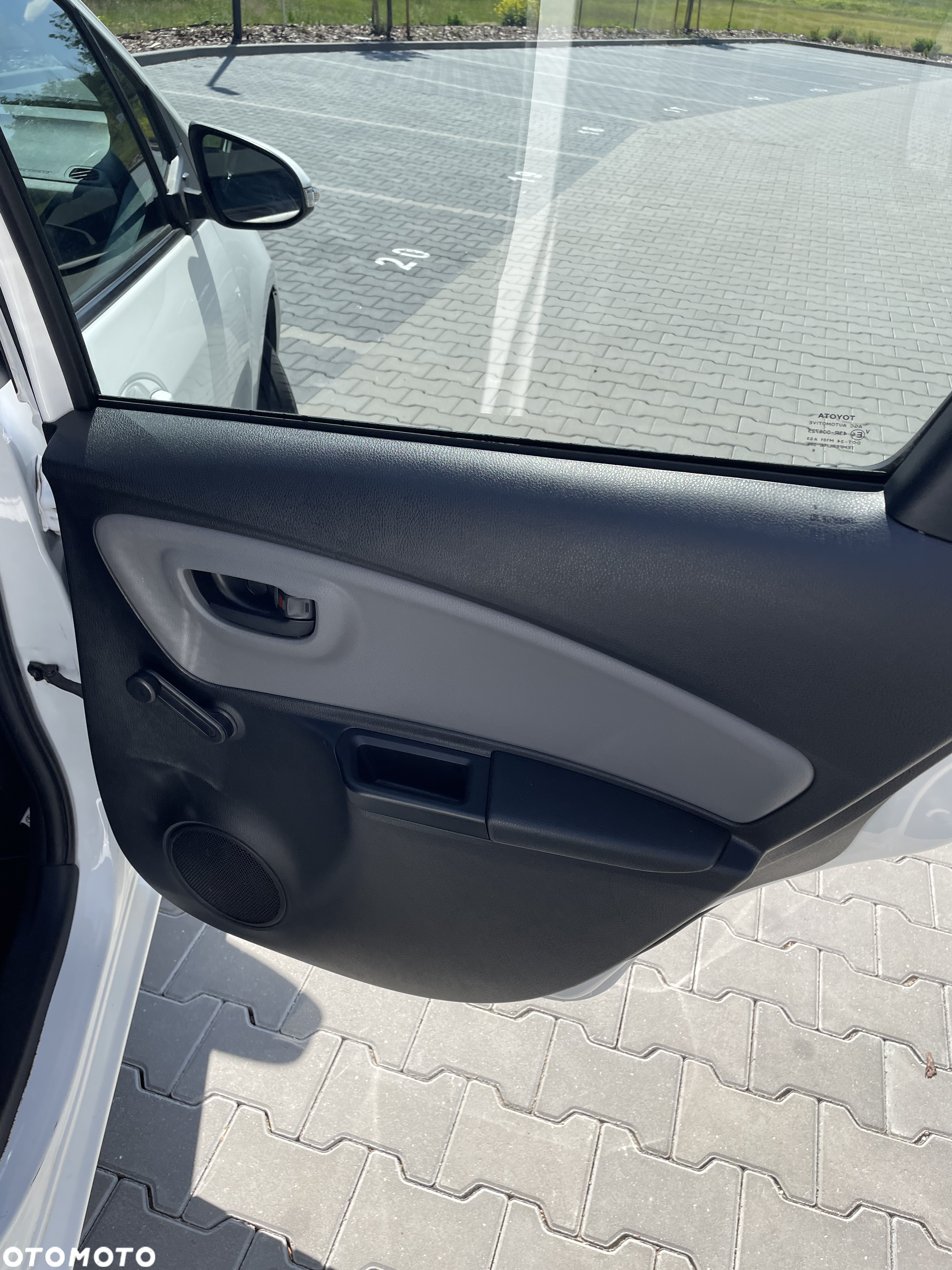 Toyota Yaris - 20