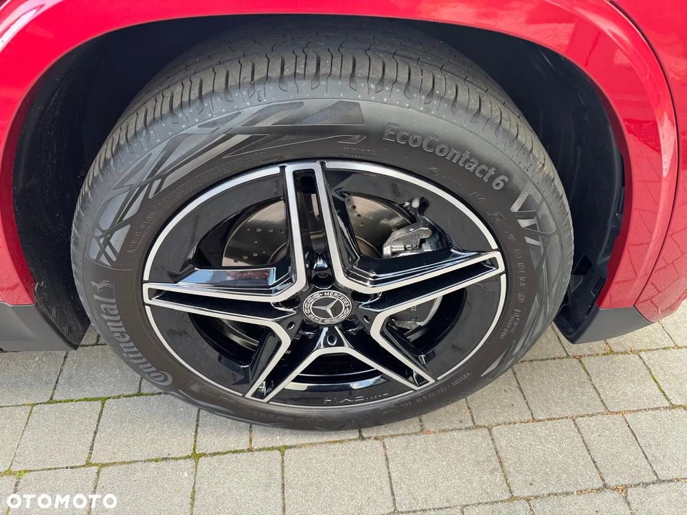 Mercedes-Benz GLA 200 d 4Matic 8G-DCT Style - 16