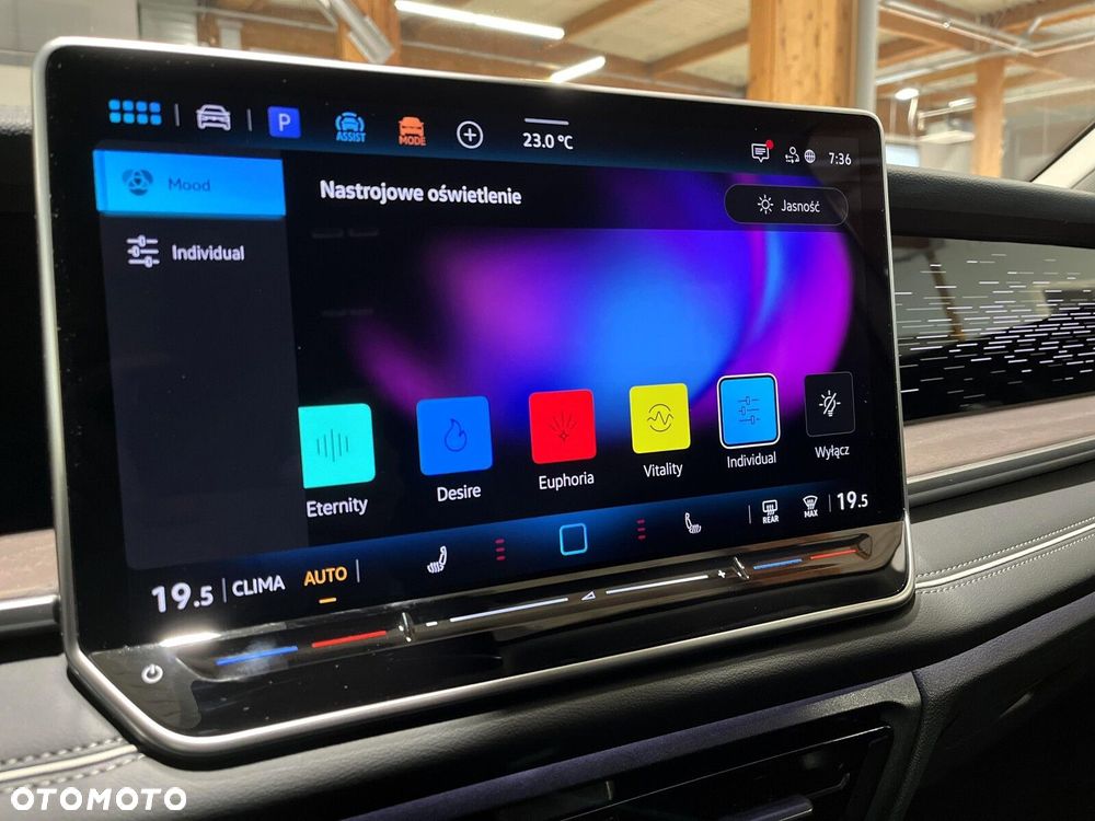 Volkswagen Tayron 2.0 TDI SCR 4Mot Elegance DSG - 24