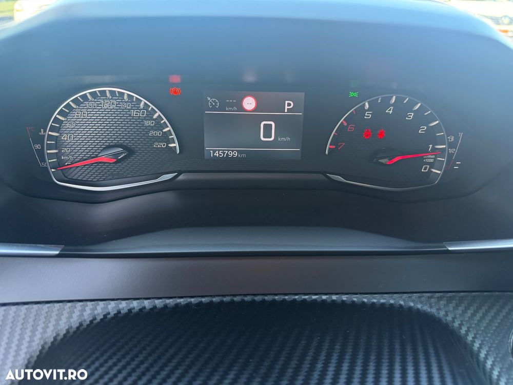 Peugeot 2008 1.5 BlueHDI EAT8 STT Allure Pack - 13