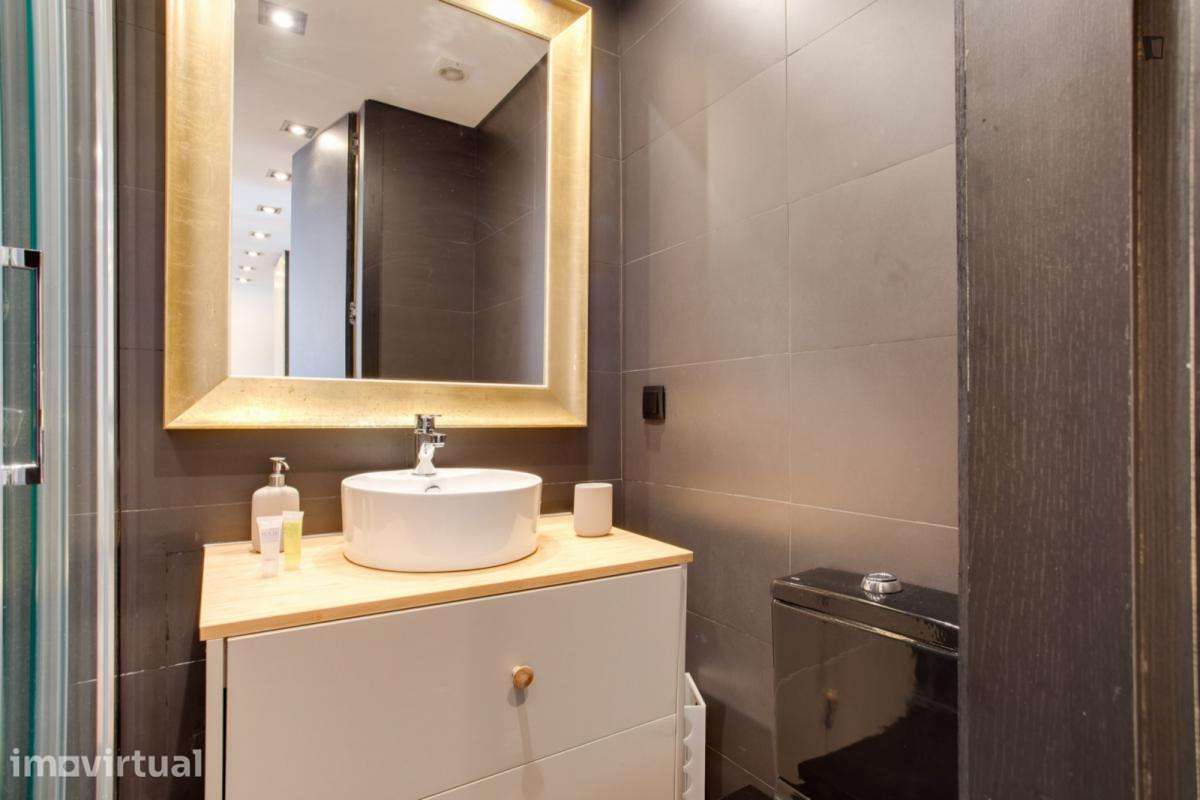 Apartamento com 2 quartos - localizado em Avenida da Liberdade Lisbon - Grande imagem: 3/23