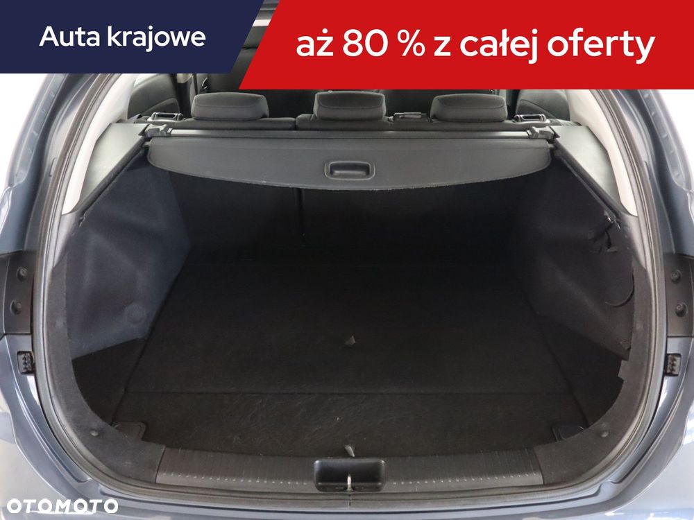 Kia Ceed - 16