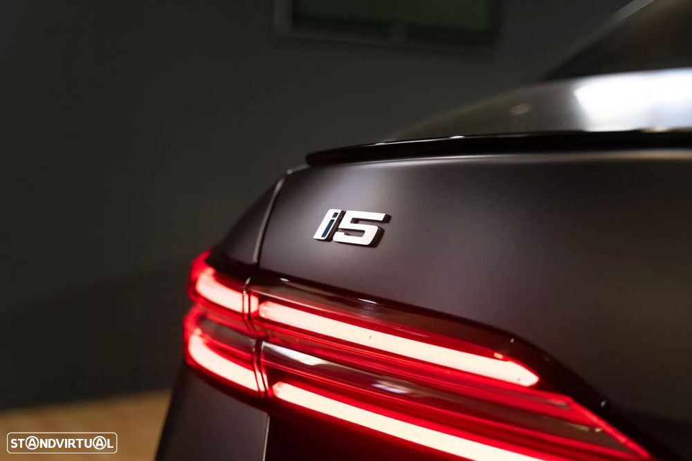BMW i5 M60 xDrive Pack Desportivo M Pro - 15