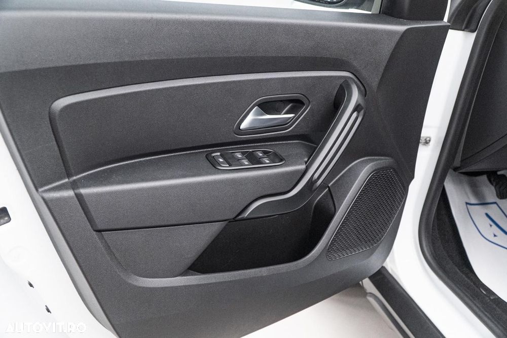 Dacia Duster 1.5 Blue dCi 4WD Comfort - 28