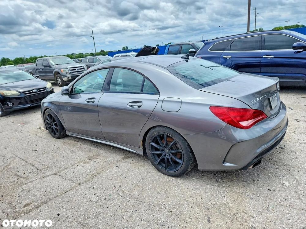 Mercedes-Benz CLA 250 4Matic 7G-DCT AMG Line - 4