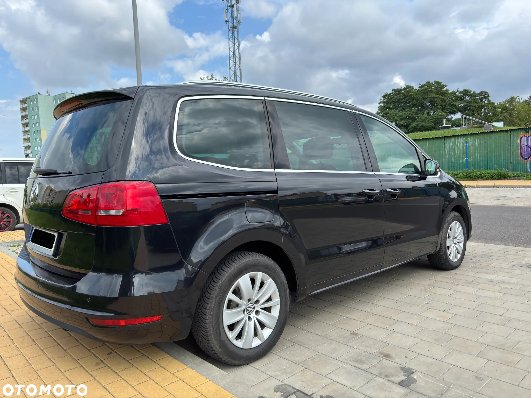 Volkswagen Sharan - 2
