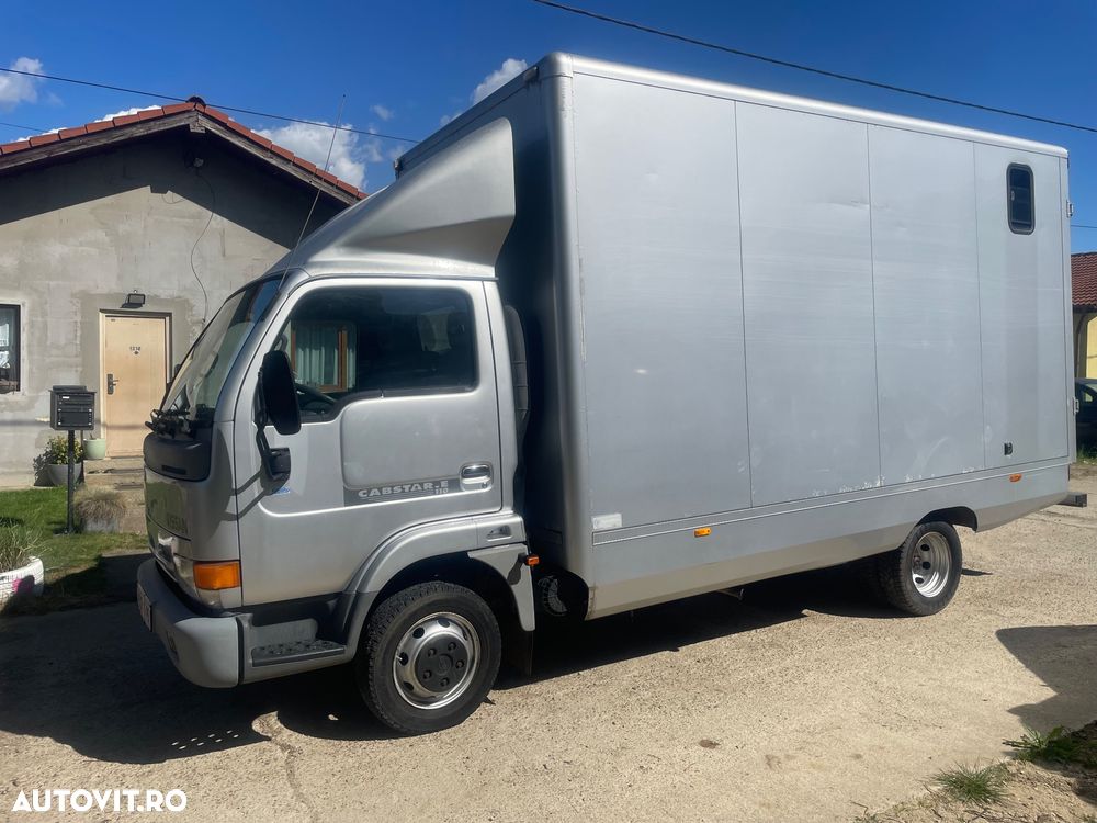 Nissan Cabstar - 1