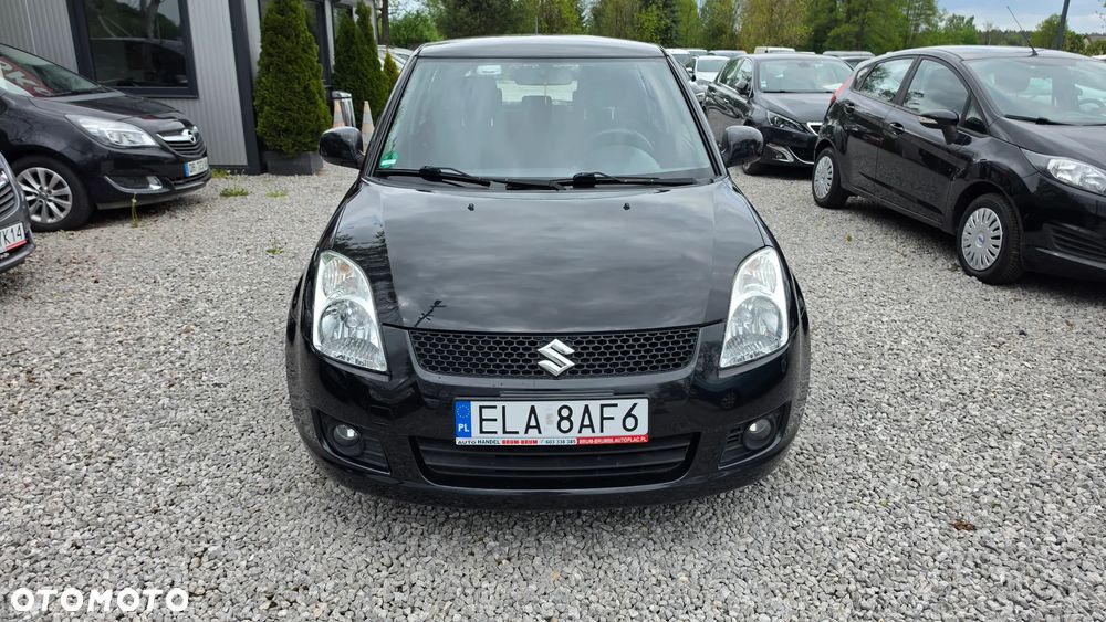 Suzuki Swift 1.3 Black and White - 10