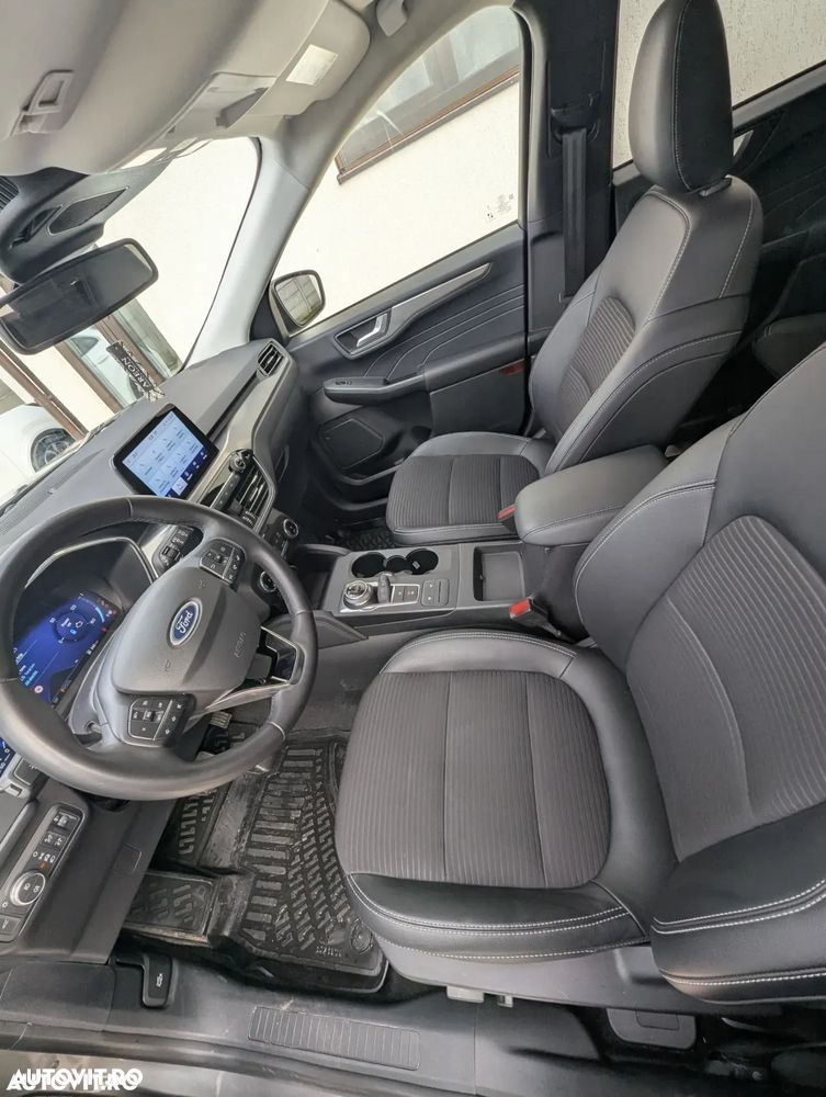 Ford Kuga 2.5 Duratec FHEV 4x4 TITANIUM X - 13