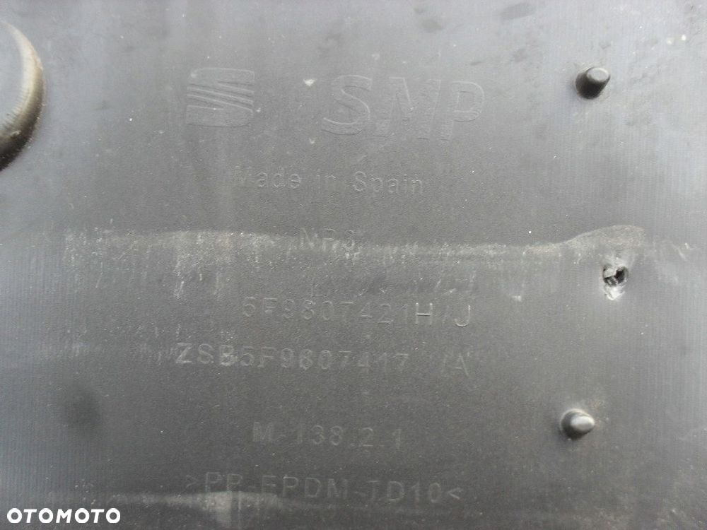 Zderzak tył tylny Seat Leon III Kombi 5F9807421H - 4