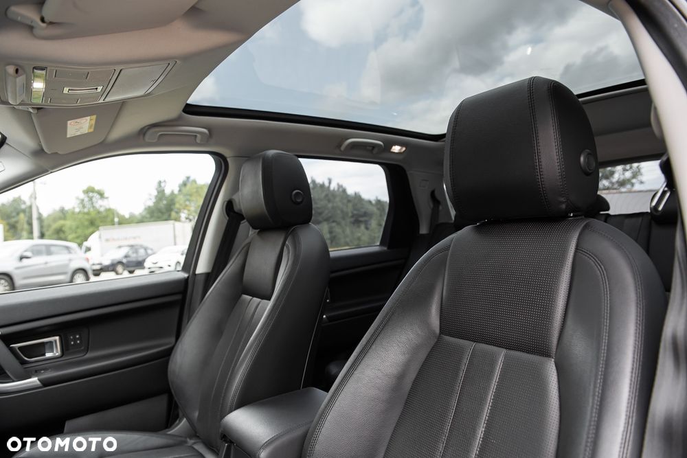 Land Rover Discovery Sport TD4 HSE Luxury - 29