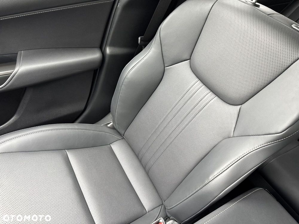 Lexus NX 350h Business AWD - 18