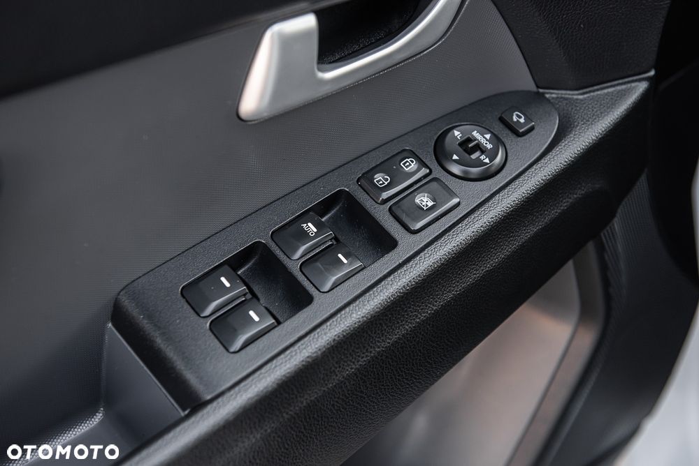 Kia Sportage 1.7 CRDI 2WD Attract - 16