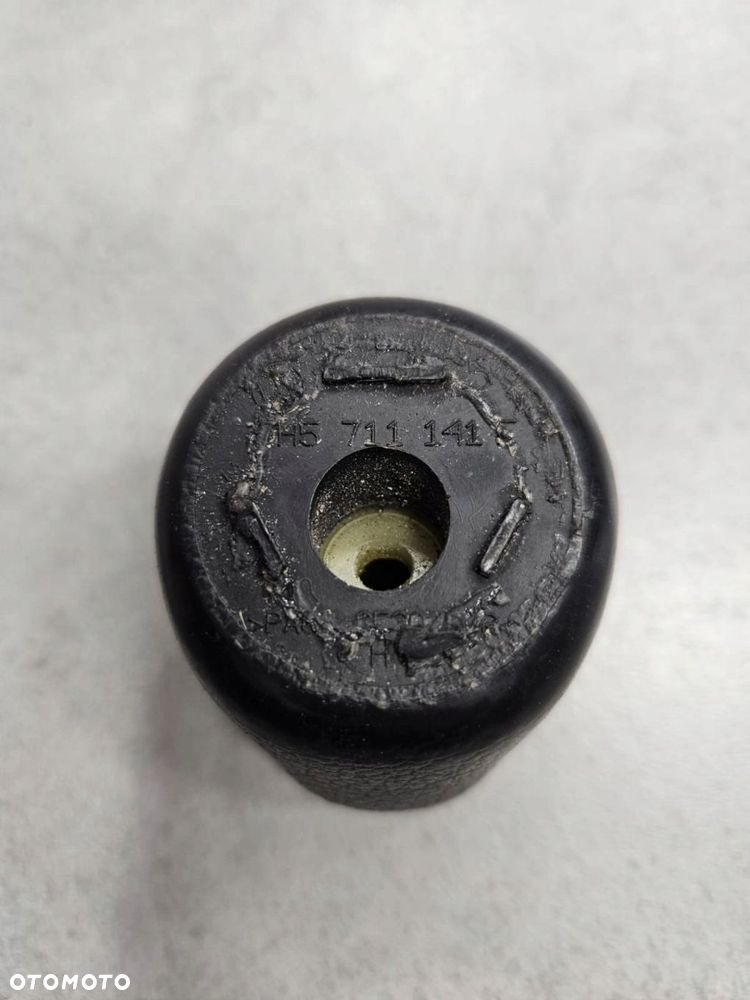 VW T5 gałka zmiany biegów 7H5711141E - 2