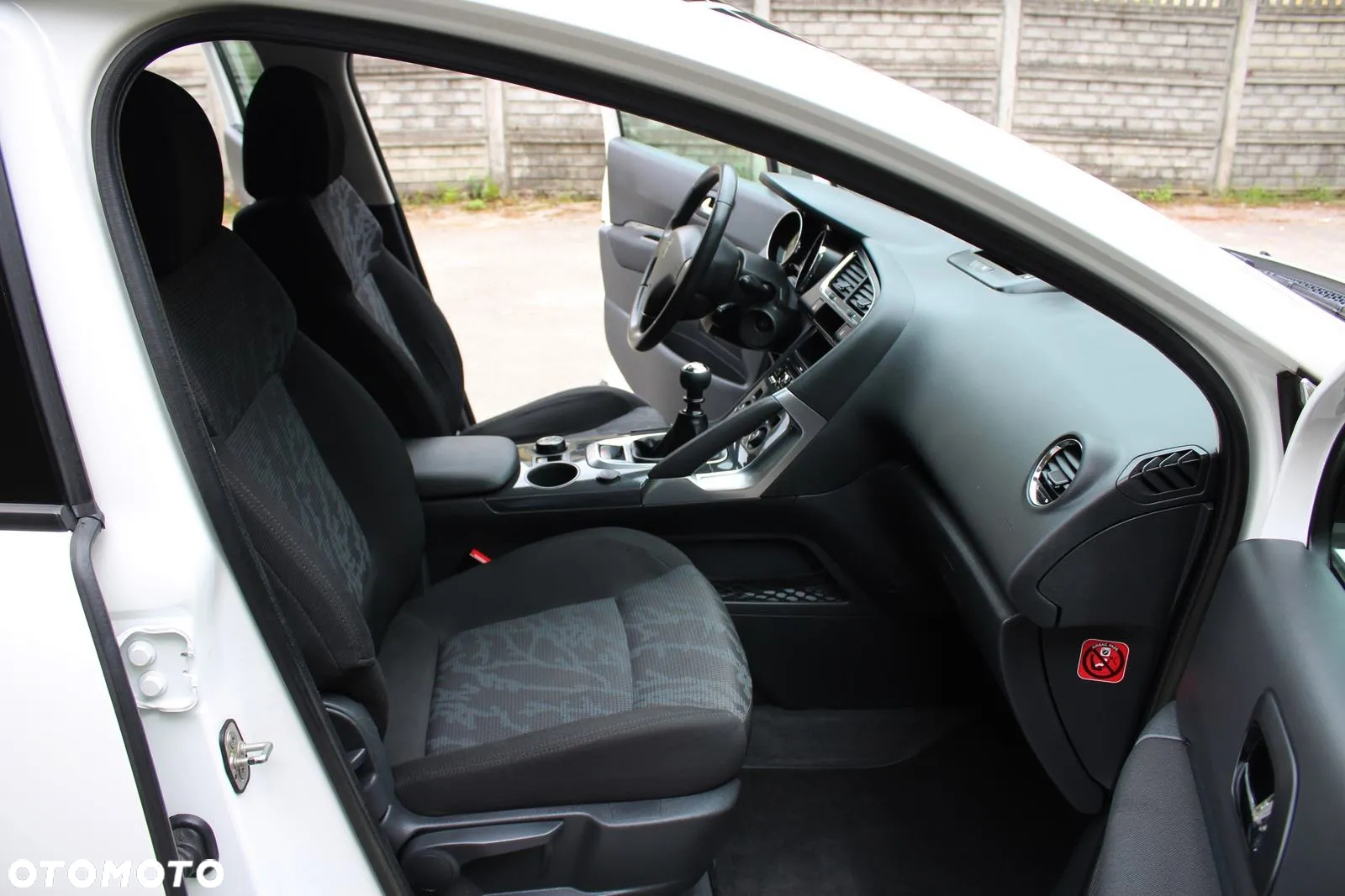 Peugeot 3008 2.0 HDi Allure - 13
