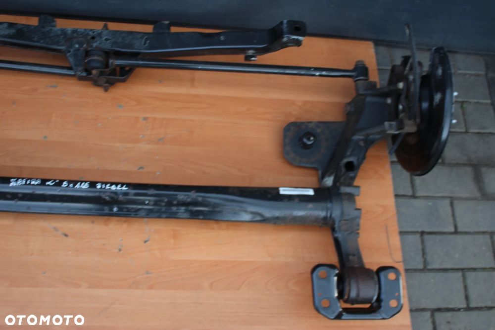 BELKA ZAWIESZENIA TYŁ TYLNA OPEL ZAFIRA C DIESEL 5X115 KOMPLETNA Z PIASTAMI - 4