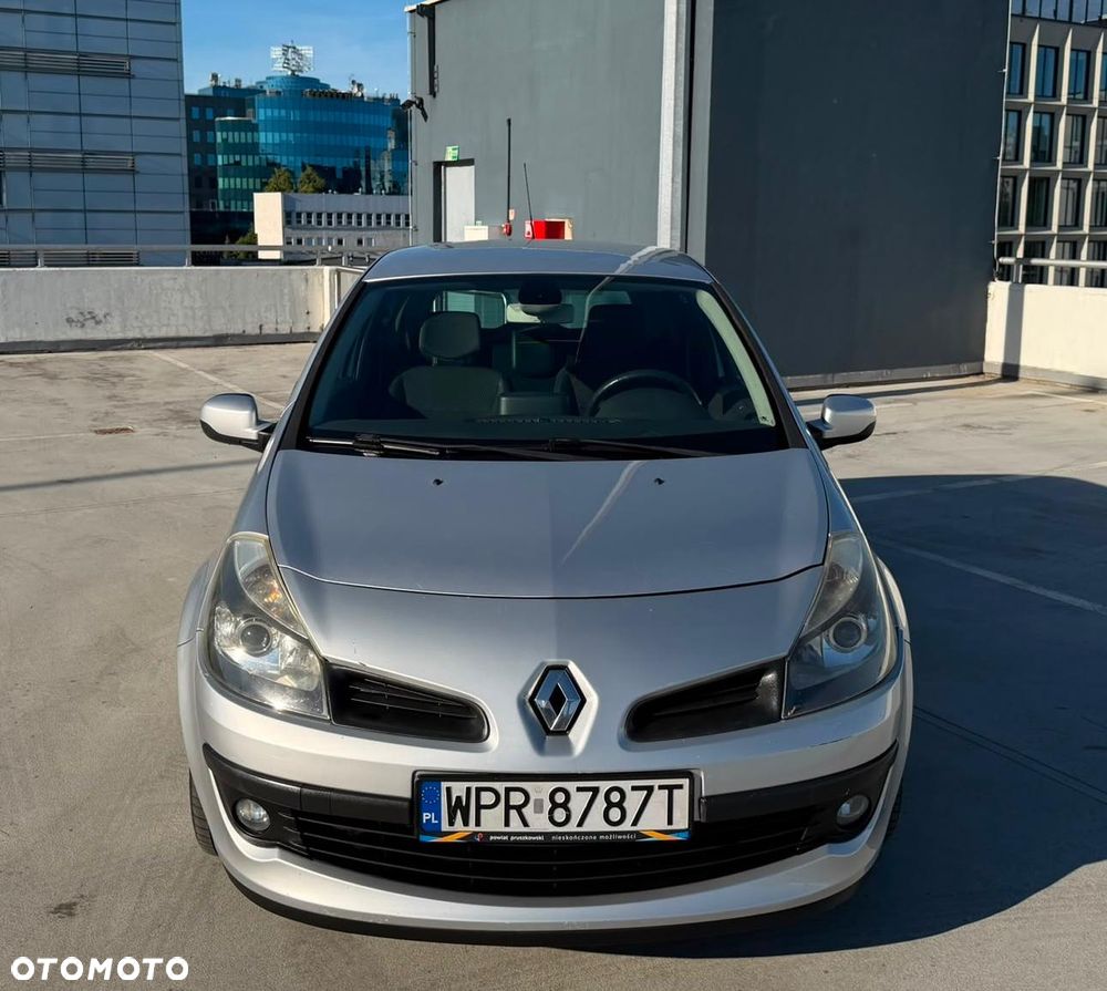 Renault Clio 1.6 16V Dynamique - 12