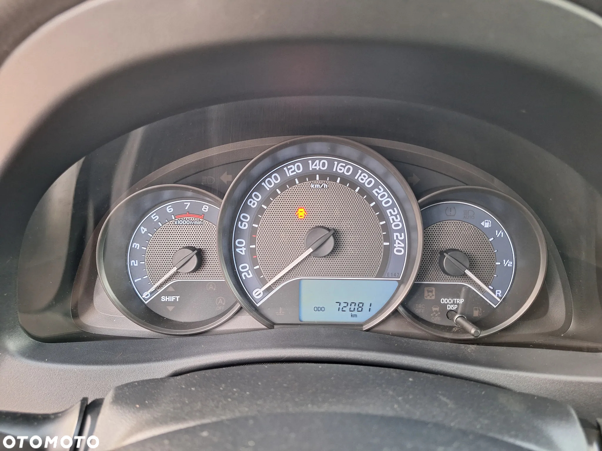 Toyota Auris 1.33 Dual-VVT-i Comfort - 22