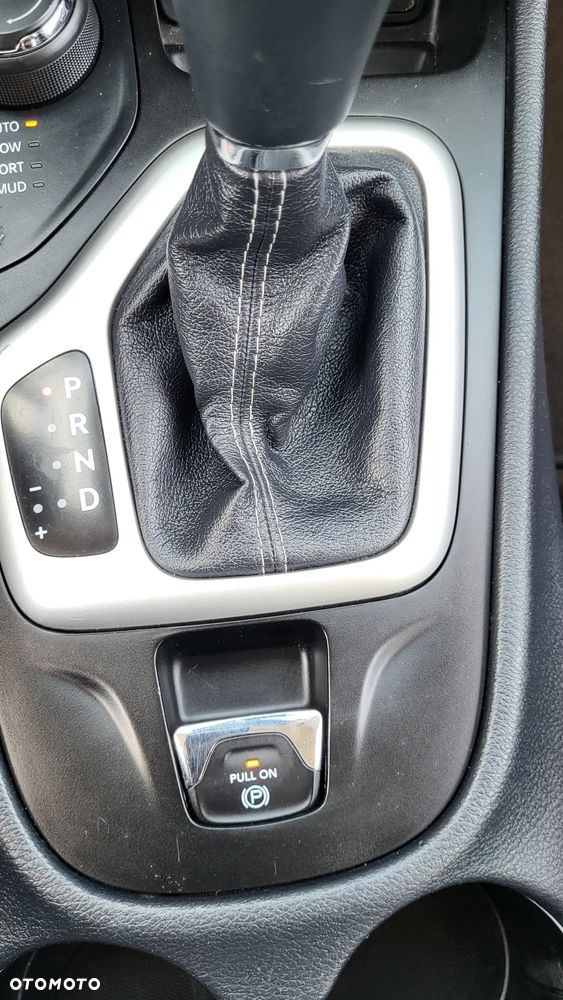 Jeep Cherokee 2014 photo 5