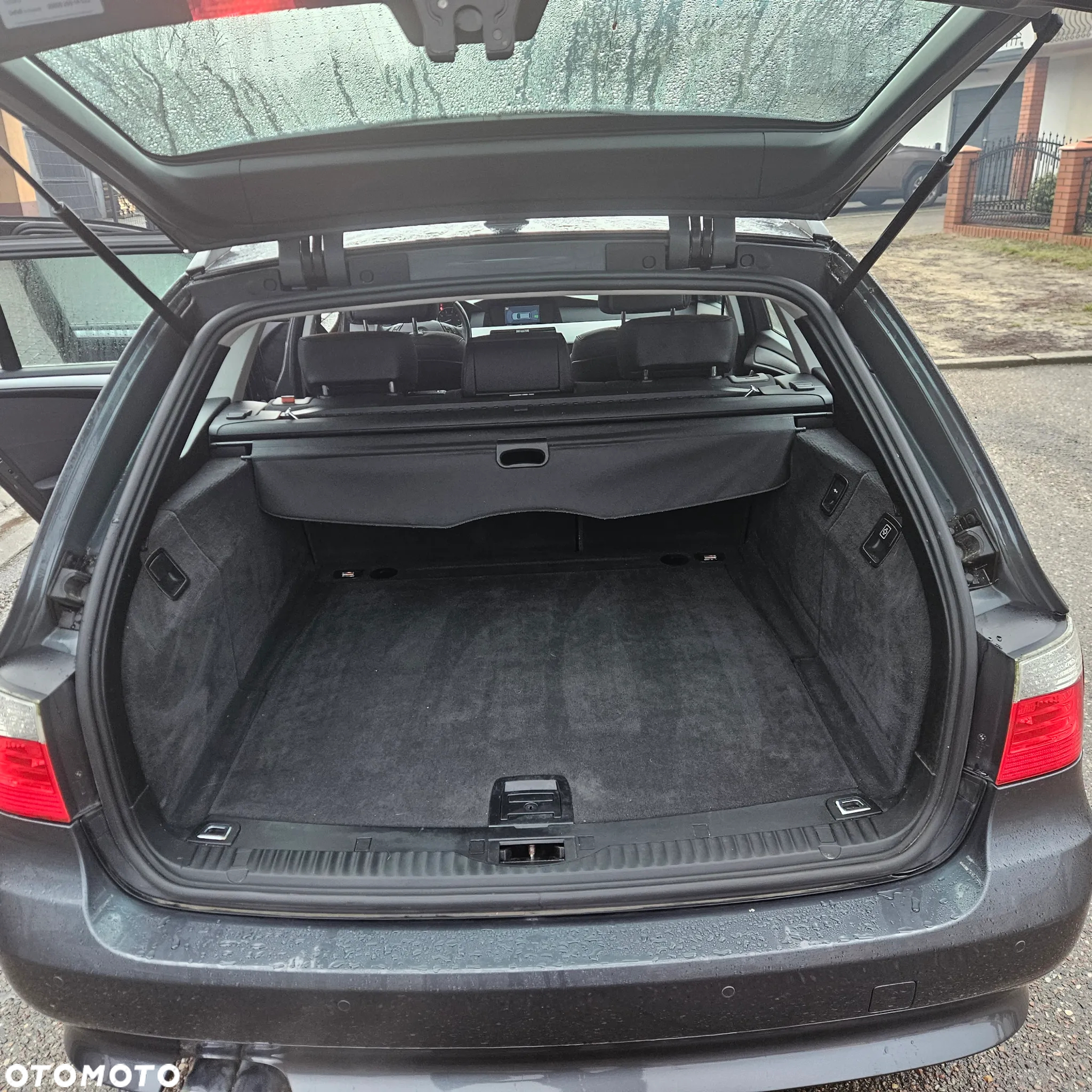 BMW Seria 5 523i - 7