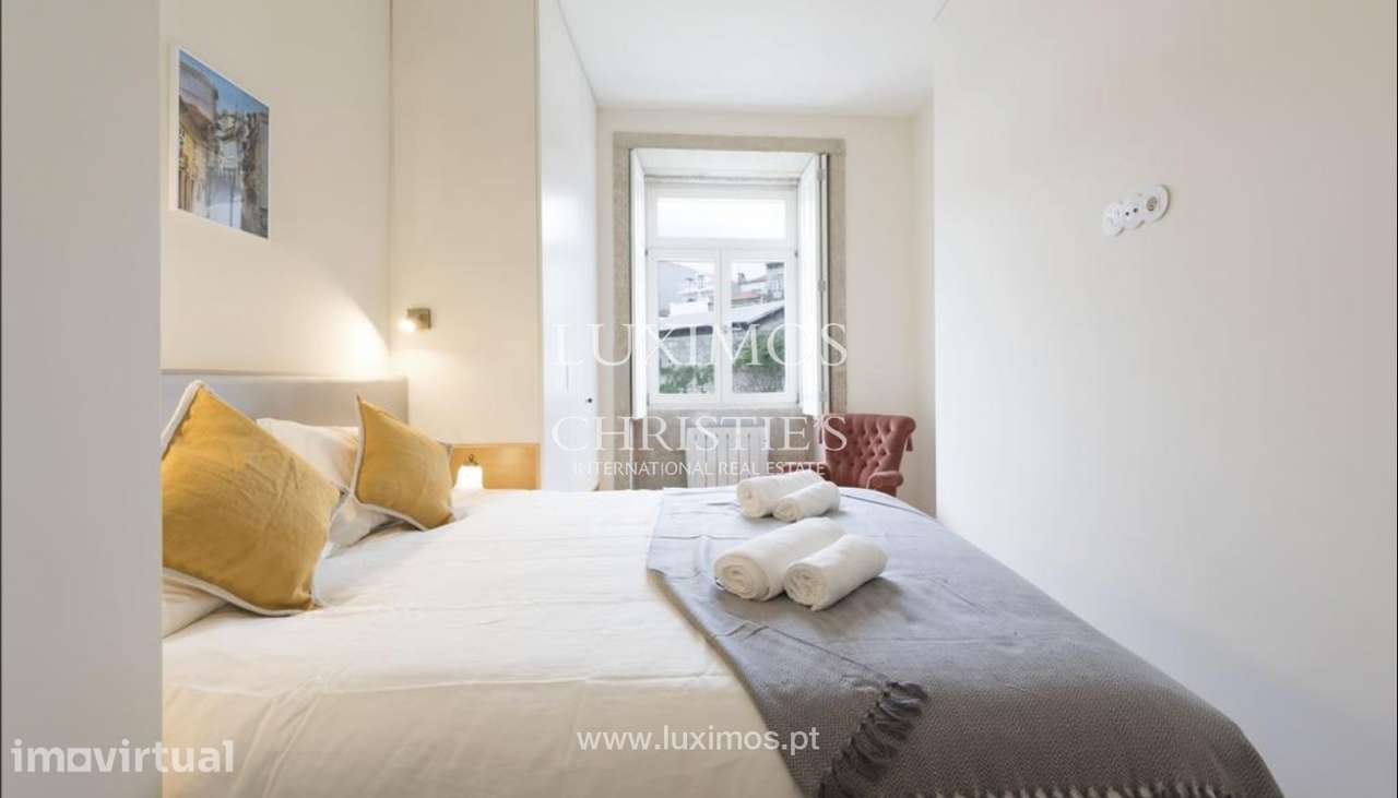 Venda de apartamento remodelado, junto à zona histórica do Porto - Grande imagem: 5/8