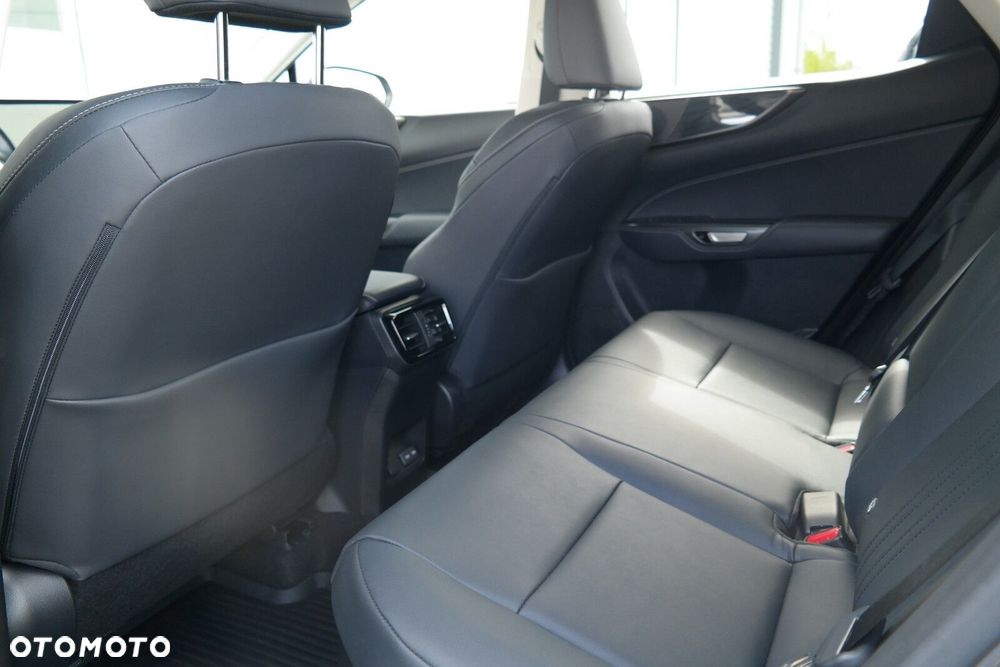 Lexus NX - 11