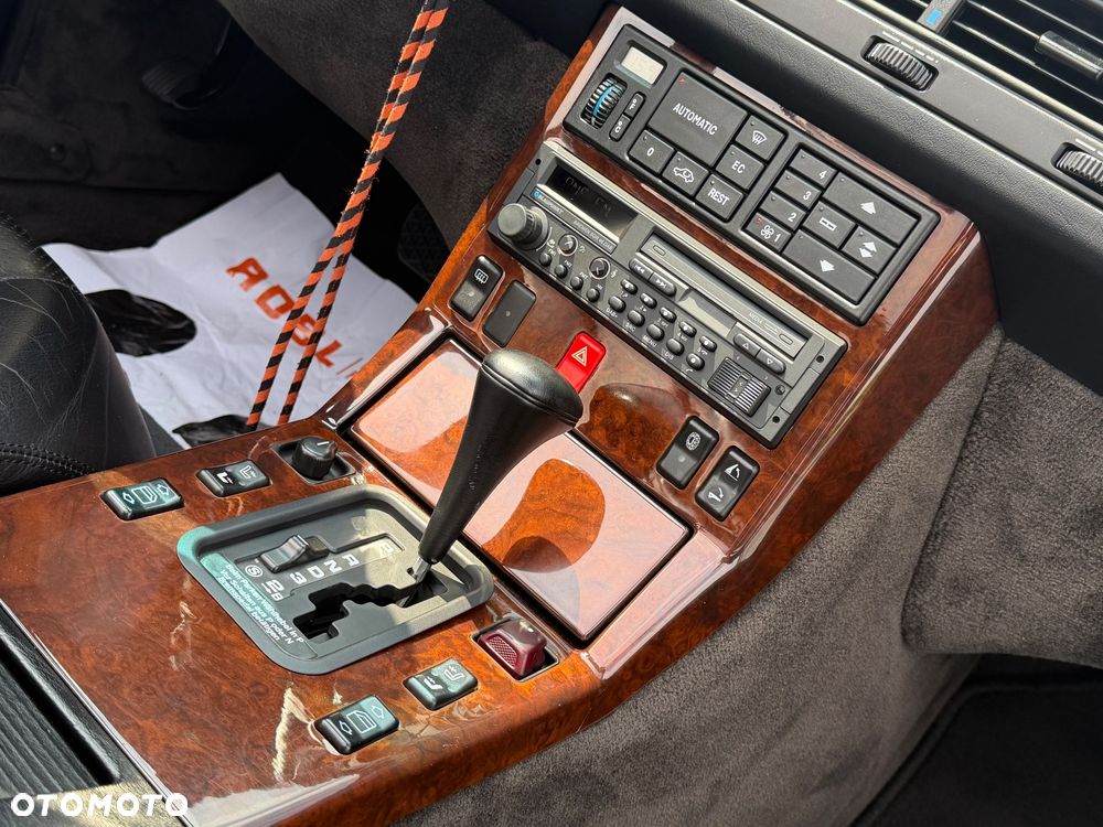 Mercedes-Benz SL - 6