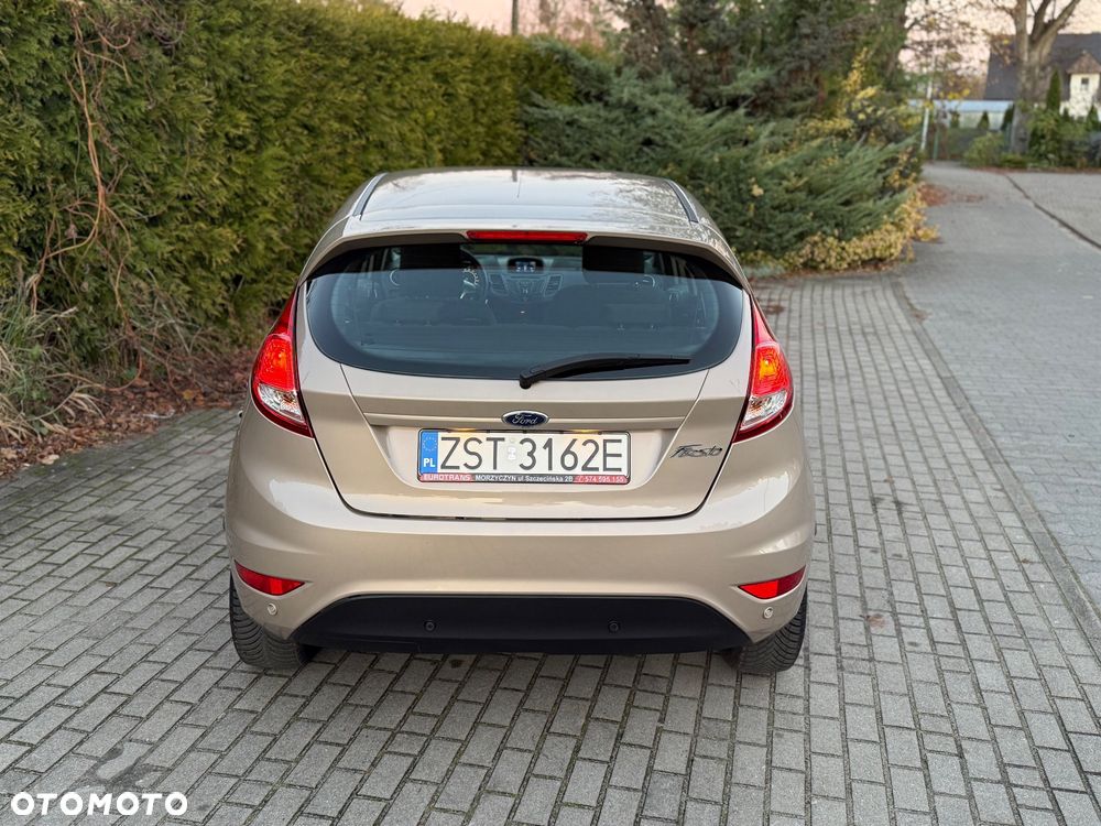 Ford Fiesta 1.0 Champions Edition - 5