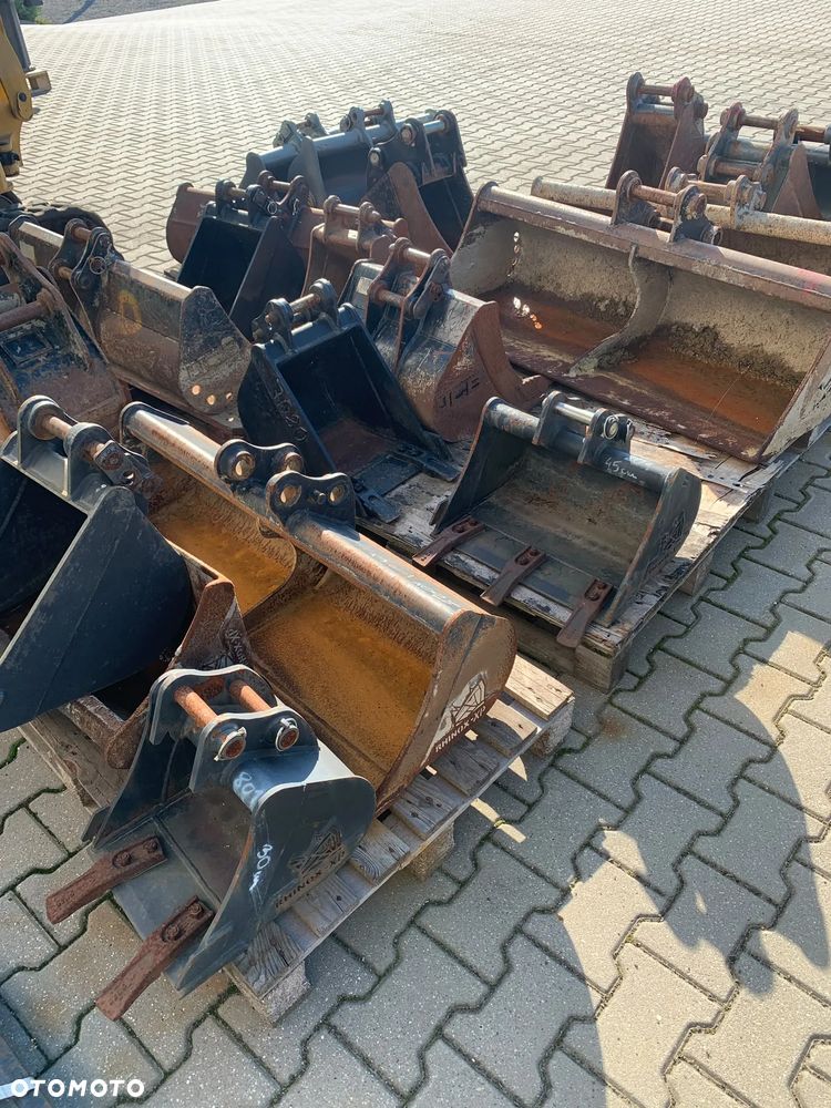 Łyżki używane do minikoparek  JCB, Cat i inne