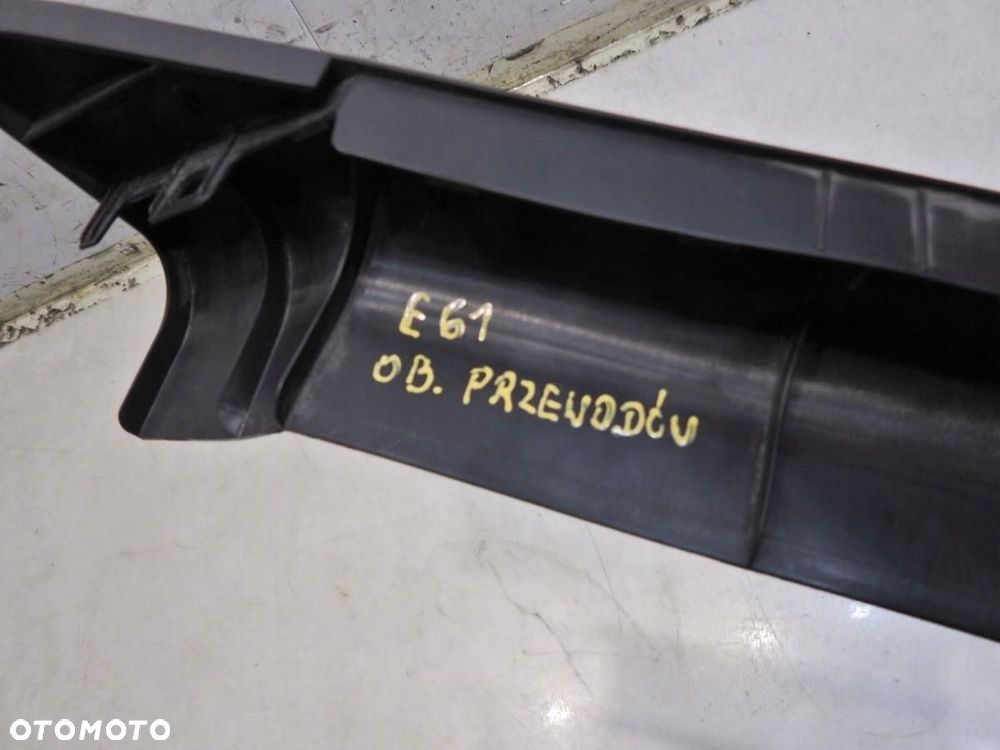 OBUDOWA PRZEWODÓW BMW E61 7524555 - 2