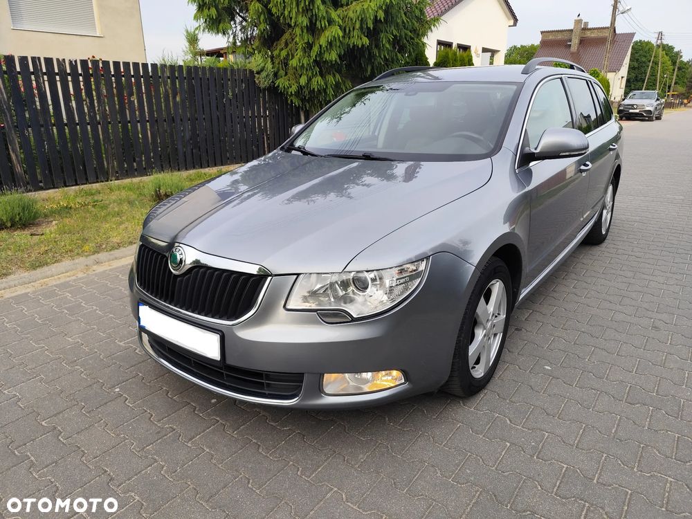 Skoda Superb 2.0 TDI DSG Elegance - 2