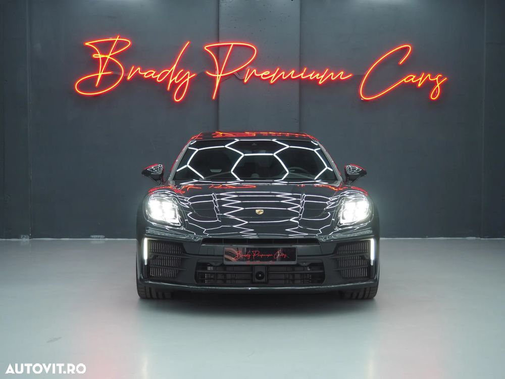 Porsche Panamera 4 - 3