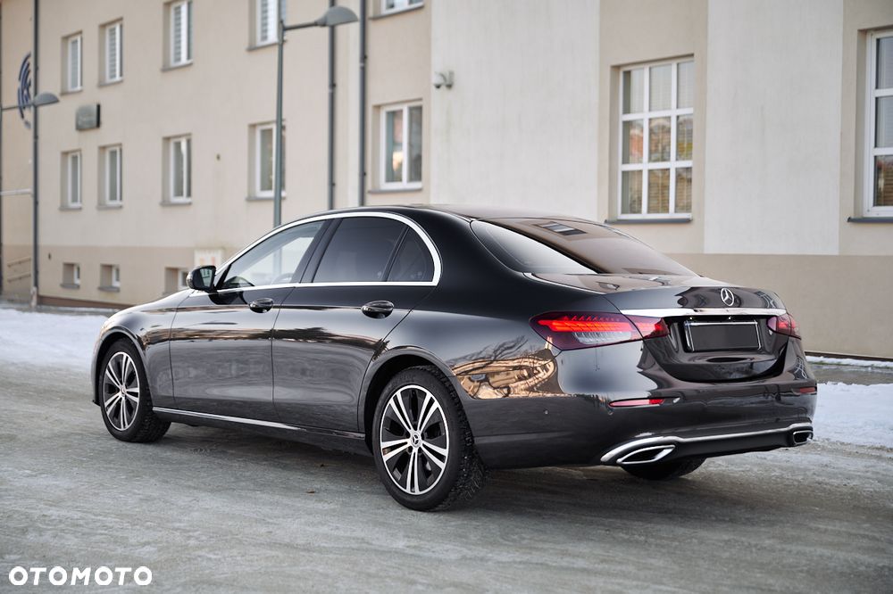 Mercedes-Benz Klasa E 220 d 9G-TRONIC - 8