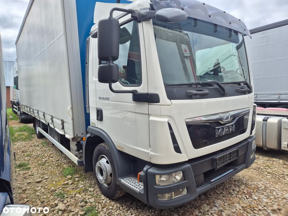 MAN TGL 12.250 6.2m 7.6m HAK AUTOMAT KLIMA 12000kg ESP EURO 6 mega / TOP STAN / okazja nauka jazdy MOŻLIWOŚĆ DOSTOSOWANIA elka - 3