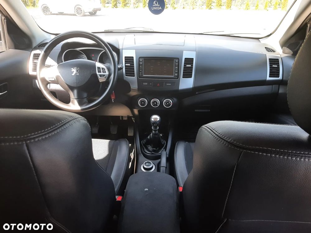 Peugeot 4007 2.2HDi Premium - 19