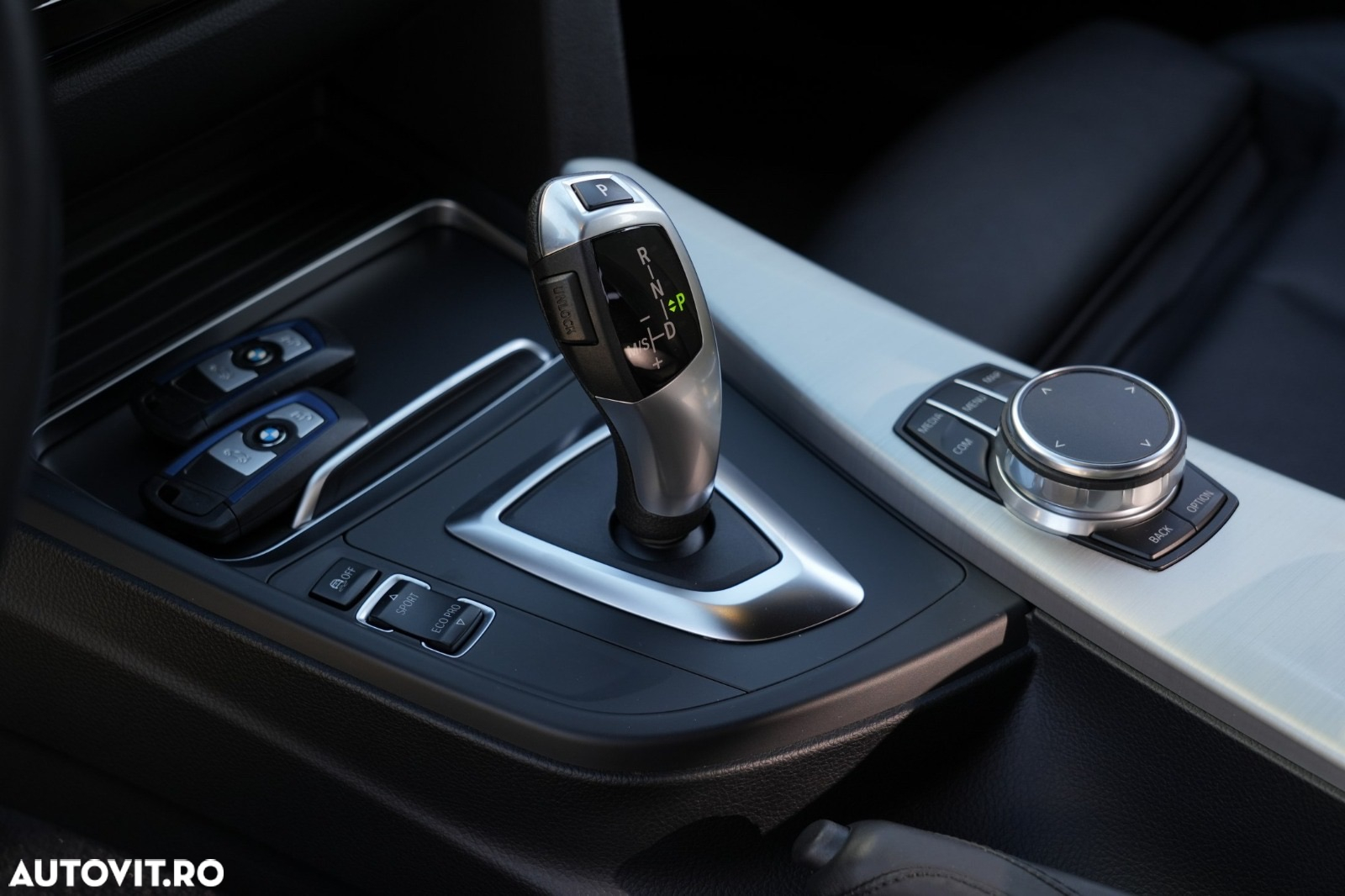 BMW Seria 3 318i Aut. M Sport - 17
