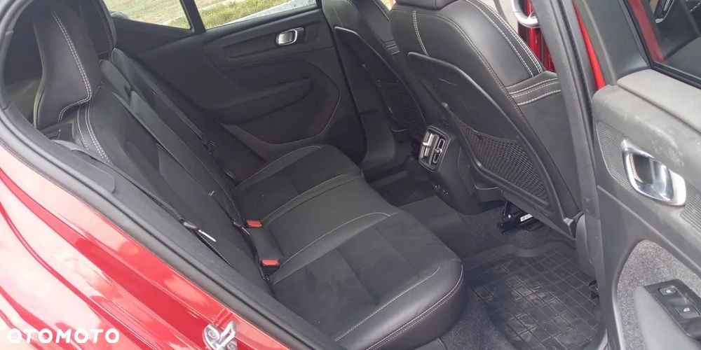 Volvo XC 40 P8 AWD Recharge RDesign - 30