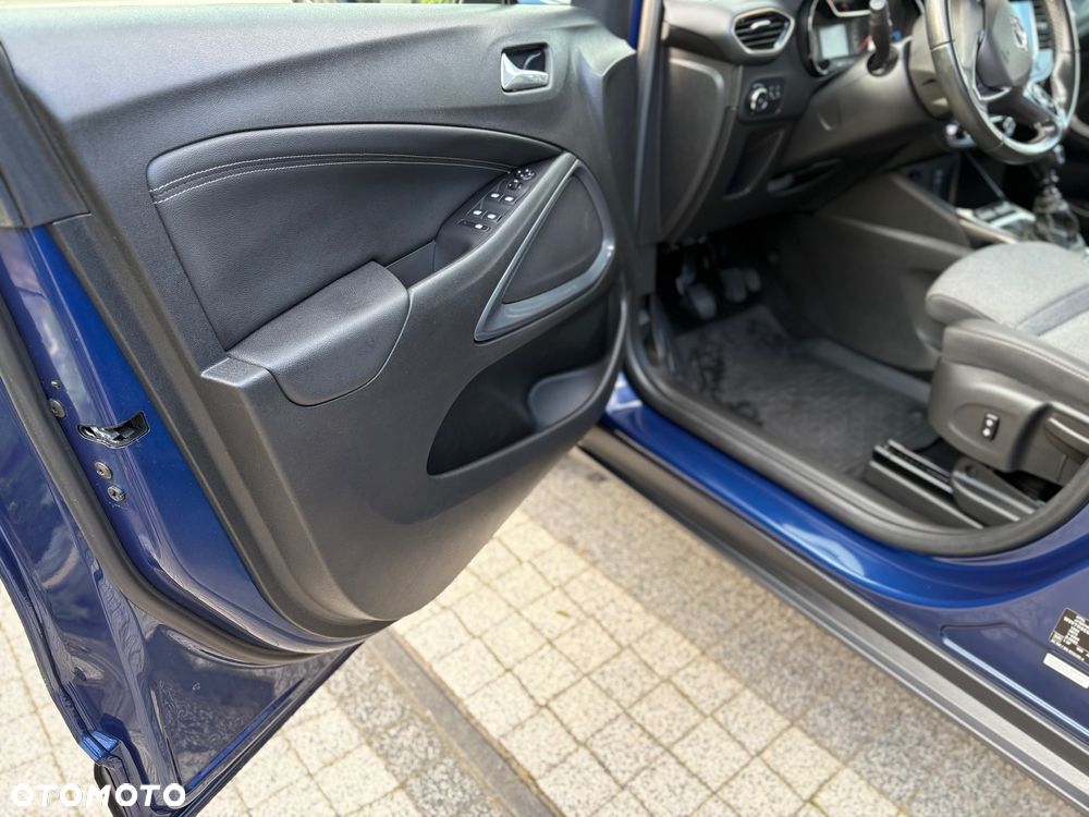 Opel Crossland X - 12