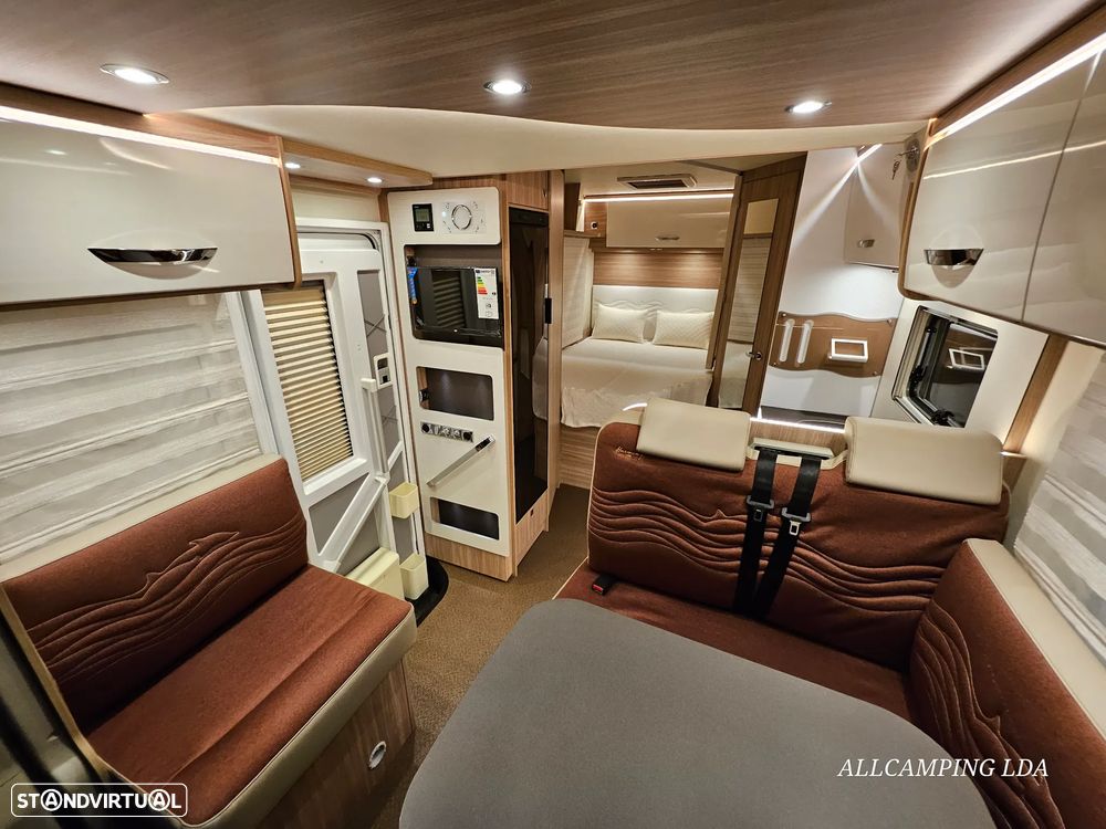 Burstner Delfin CAMA FRANCESA + BASCULANTE - 21