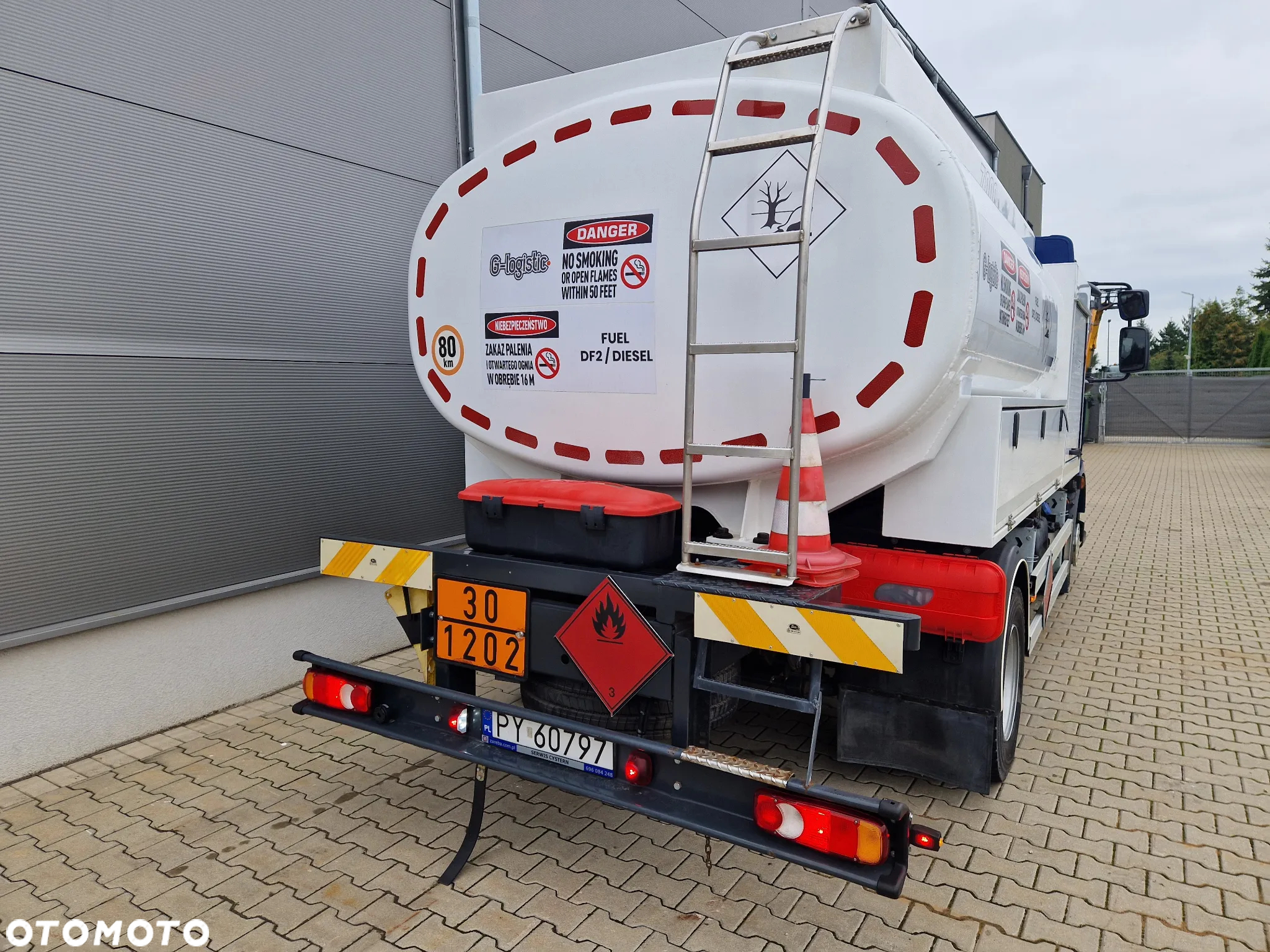 Renault MIDLUM 12.220 - 9