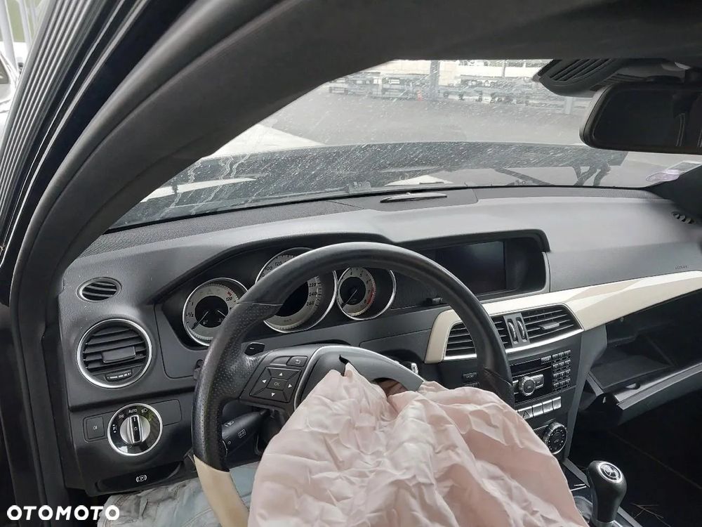 Mercedes-Benz Klasa C 250 Coupe Sport 7G-TRONIC - 10
