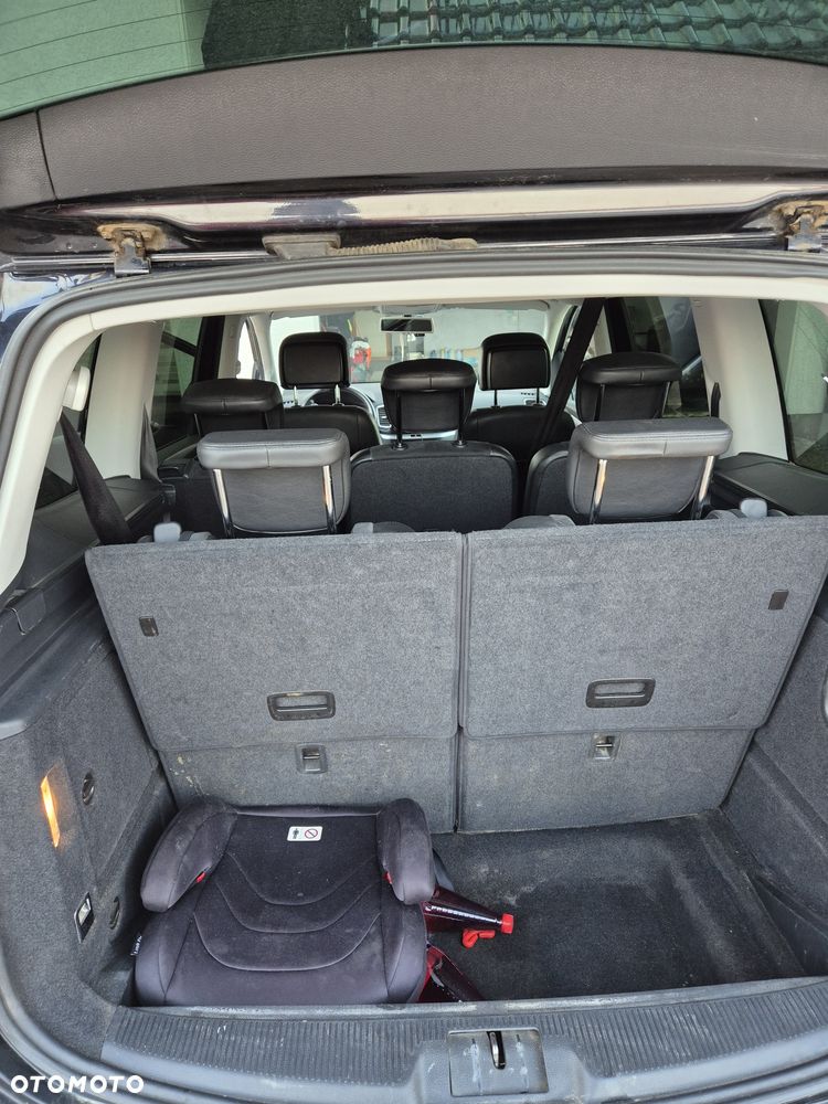 Volkswagen Sharan - 8