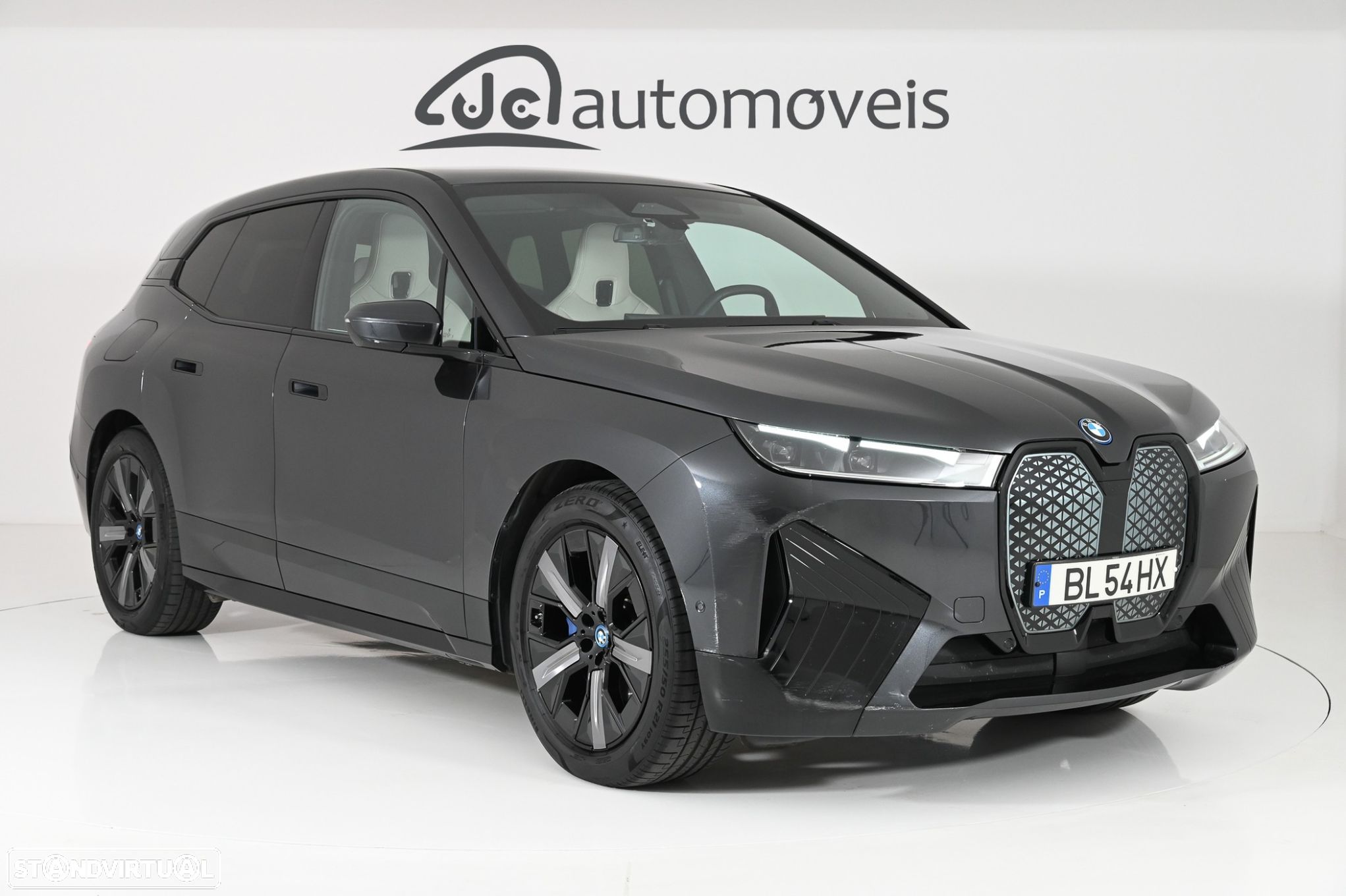 BMW iX xDrive 40 - 1