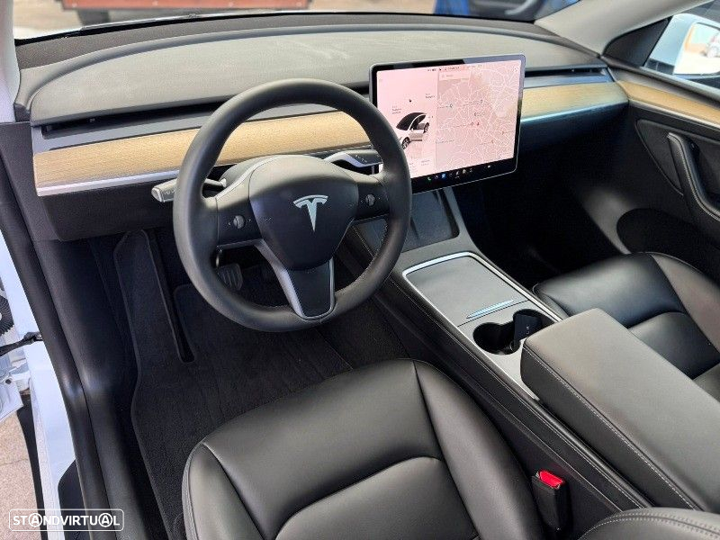 Tesla Model Y RWD - 17