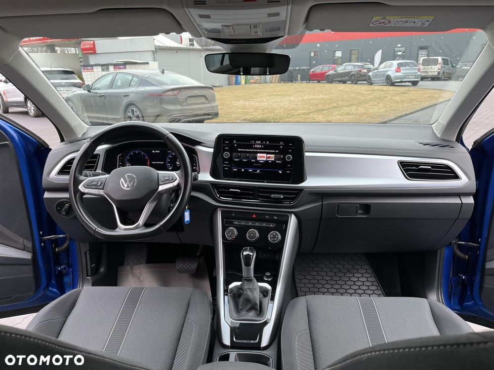 Volkswagen T-Roc - 22